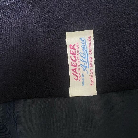 Vintage JAEGER Wool Double Breasted Blazer in Navy Blue - Picture 11 of 11